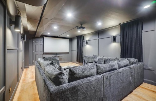 Lake Geneva House | half Mi to Lake Geneva Home with Game Room