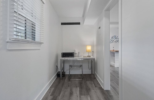 Ocean Springs House | Half Mile to East Beach/Golf Cart District/POOL/Spacious Home/Fast Wi-Fi