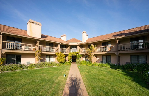 Half Moon Bay Hotel | Half Moon Bay Lodge