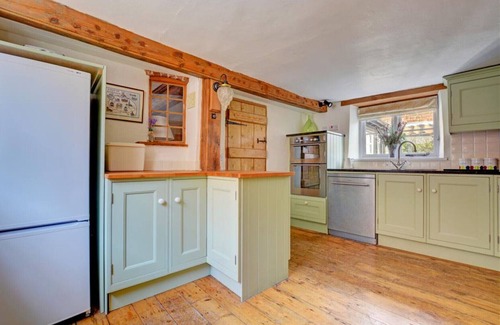 Aylsham House | Half Moon Inn - Four Bedroom House, Sleeps 6