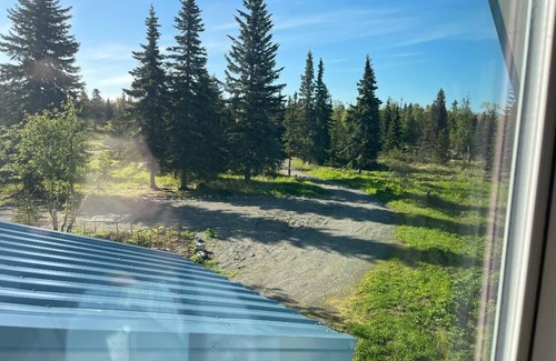 Ninilchik House | Half way between KENAI the Salmon Capital and HOMER the Halibut Capital