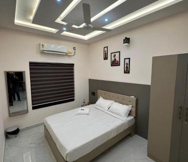 Tonse West House | Halfmoon Homestay