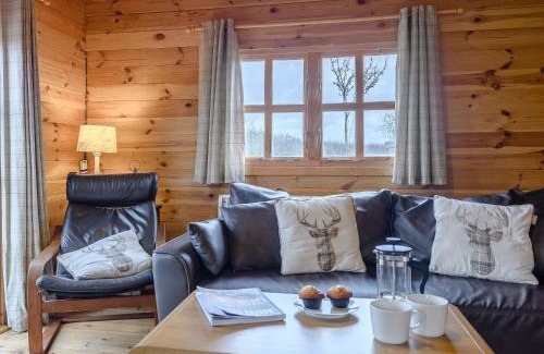 Kneesall House | Halfmoon Wood - Ukc2194