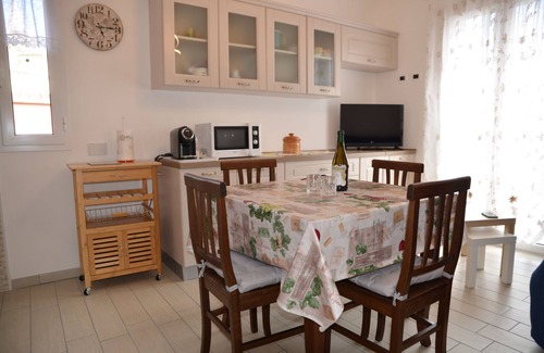 Cogoleto House | Halfway between the sea and the hill is the ideal place for your relaxation.