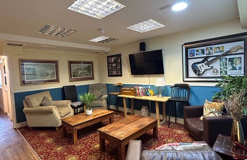 Chilthorne Domer Hotel | Halfway House Inn Country Lodge