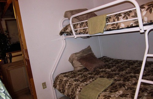 Haliburton Cottage | Haliburton Drag Lake Cottage - Ontario, Canada