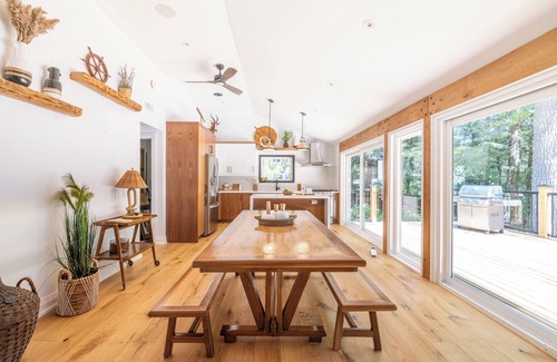 Dysart et al Cottage | Haliburton Haven Lakefront Cabin