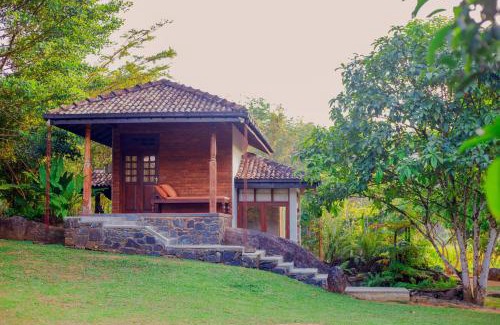 Agalawatta Hotel | Halketha