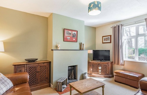 Kneesall House | HALL FARM HOUSE, family friendly, with hot tub in Southwell