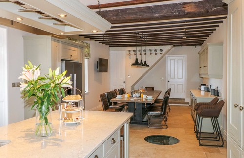 Leven Cottage | HALL GARTH, family friendly, with open fire in Leven Near Beverley