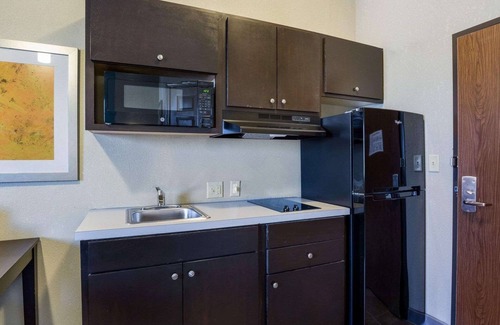 Lakeview Jefferson County Hotel | Hallmarc Studios