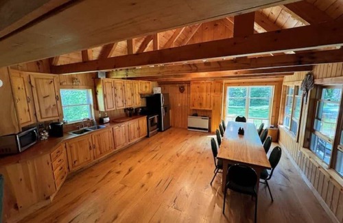 Moro Cabin | Halls Corner Lodge - Peaceful Woodland Escape