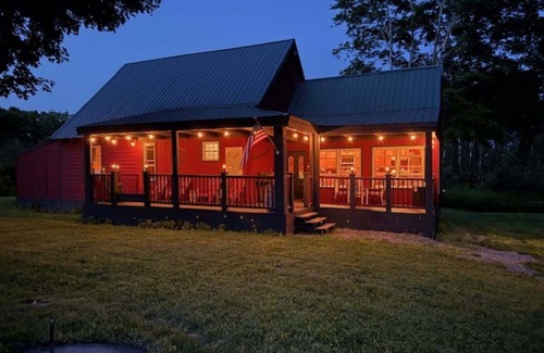 Moro Cabin | Halls Corner Lodge - Peaceful Woodland Escape