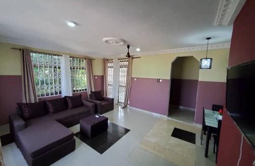 Accra Apartment | HallWay Apartment C