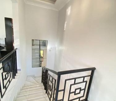 Chukwani Apartment | HalmaHome