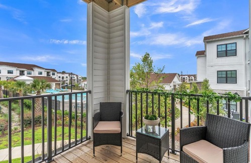 Hampstead Apartment | Halo Oasis - Perfect for your Surf City Getaway! condo