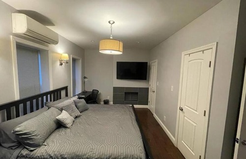 Bedford-Stuyvesant Apartment | HALSEY MANOR: Luxurious 2-bedroom apartment