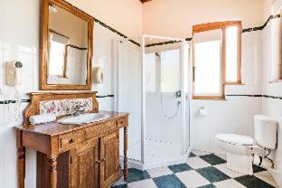 Te Aro Hotel | Halswell Lodge