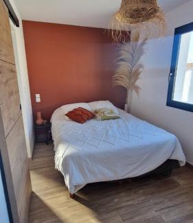 Gignac-la-Nerthe House | Halte Provence - 2 chambres - Piscine - Salle de bain privée - Parking gratuit