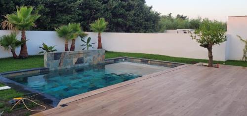 Gignac-la-Nerthe House | Halte Provence - 2 chambres - Piscine - Salle de bain privée - Parking gratuit