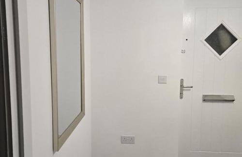 Warrington House | Halton haven Three bed house sleeps 8