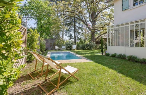 Saint-Genis-Laval House | Hamac Suites - Villa Alpille - 7 travelers