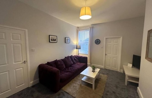 Blyth Apartment | Hambledon- 2Bed downstairs flat Blyth