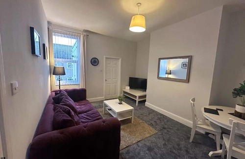 Blyth Apartment | Hambledon- 2bed Downstairs Flat Blyth