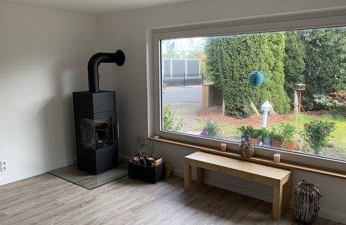 Quickborn House | Hamburg Quickborn sunny cozy summer lounge