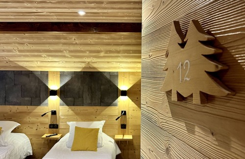 Les Prodains Hotel | Hameau des Prodains - Hôtel