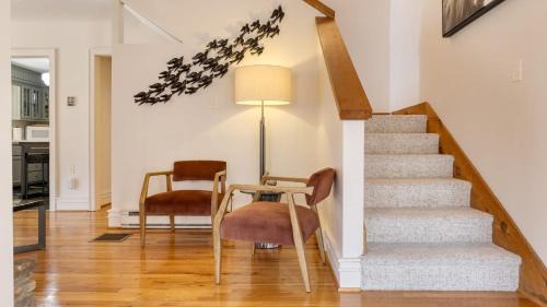 Mars Hill House | Hamersmith Hollow Retreat Estate by AvantStay Great Views