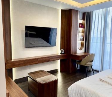 Thuy Khue Apartment | Hami LakeView