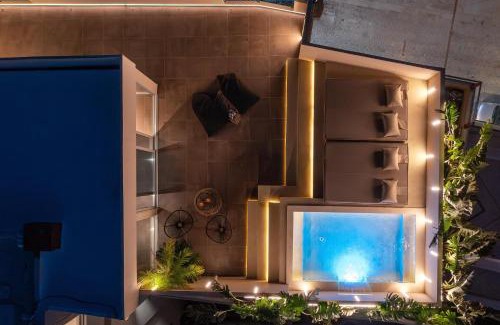 Rhodes Apartment | Hamilton Elite Penthouse