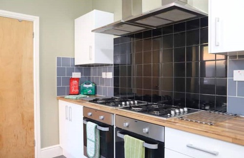 Oadby House | Hamilton House 7 Bed City Area