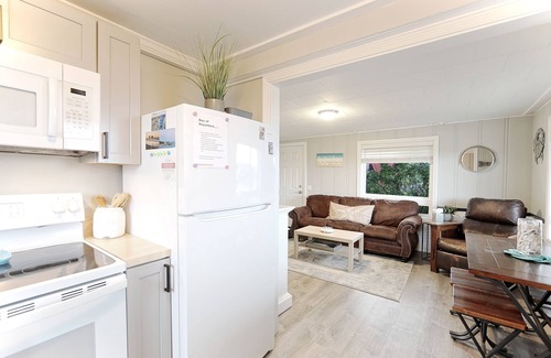 Rockaway Beach Condo | Hamilton's Home at The Getaway I Dog Friendly - Easy beach access and parking