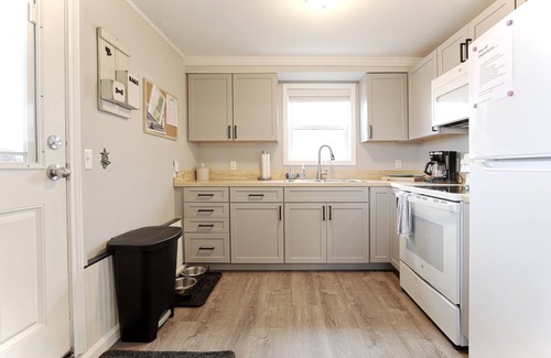 Rockaway Beach Condo | Hamilton's Home at The Getaway I Dog Friendly - Easy beach access and parking