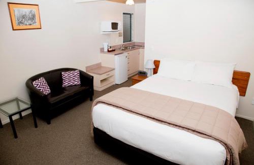 Hamilton North Hotel | Hamilton Settlers Motor lodge
