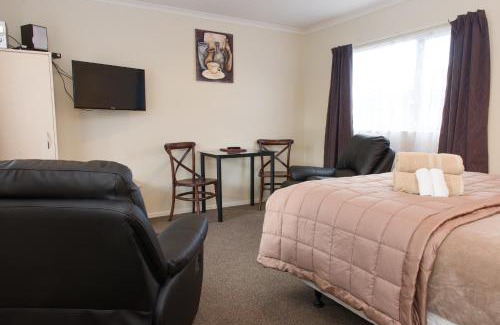 Hamilton North Hotel | Hamilton Settlers Motor lodge