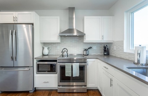Northside House | Hamilton Villa | Walk to Downtown | 3 Bed 3 Bath