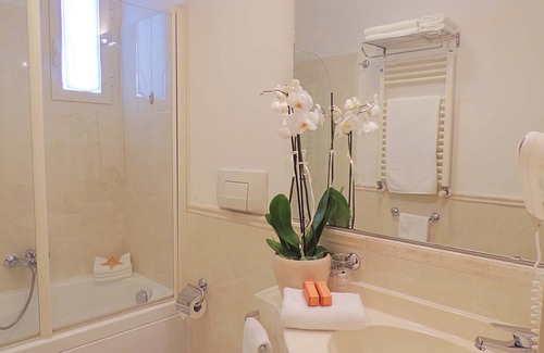 Cattolica Hotel | HamilTown Hotel