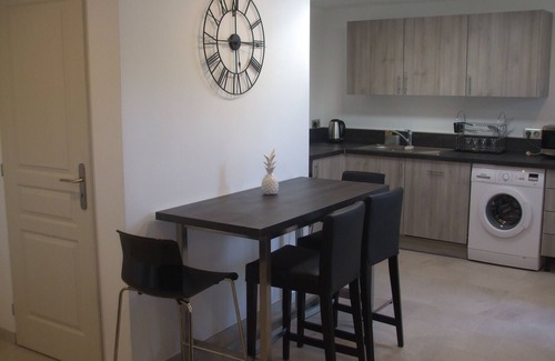 Les Cordiers House | Hamlet house in Saint Saturnin-lès-Apt in the heart of the vineyards in the Luberon