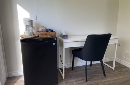 Waterloo House | Hammer Haus II - Entire House - Sleeps 8 - Waterloo