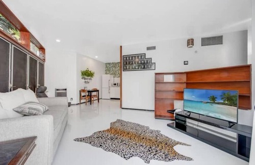 Colee Hammock Apartment | Hammock 2 in Fort Lauderdale