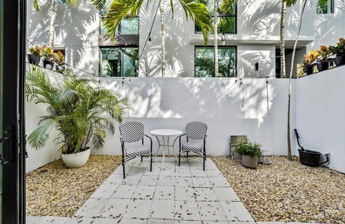Colee Hammock Apartment | Hammock 3