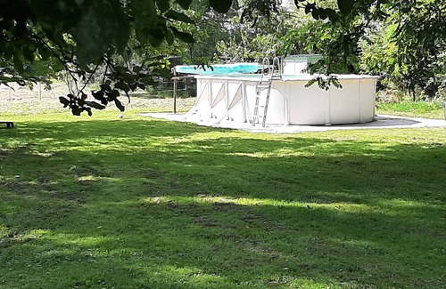 La Chapelle-de-Bragny House | Hammock and vegetable garden for gîte and B&B rental: Fishing, vineyards, mountain biking, hiking