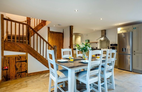 Bodham House | Hammond Barn - Three Bedroom House, Sleeps 6