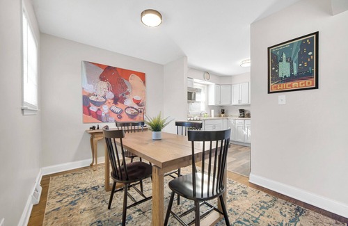 Hammond House | Hammond Haven - Modern Comfort 4 Br/1.5 Bth