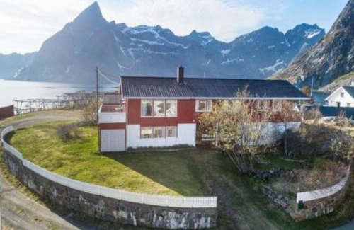 Hamnøya Apartment | Hamnøy - Big Apartment - Amazing - Marvellous view