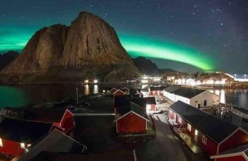 Hamnøya Apartment | Hamnøy - Big Apartment - Amazing - Marvellous view