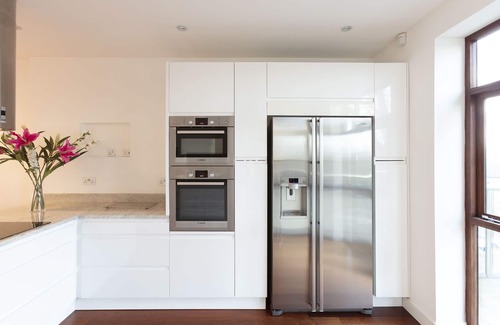 Windsor Apartment | Hampden Apartments - The Henry
